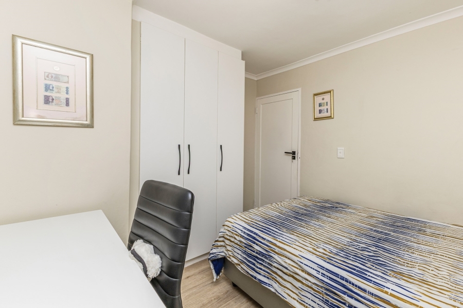 2 Bedroom Property for Sale in Durbanville Western Cape